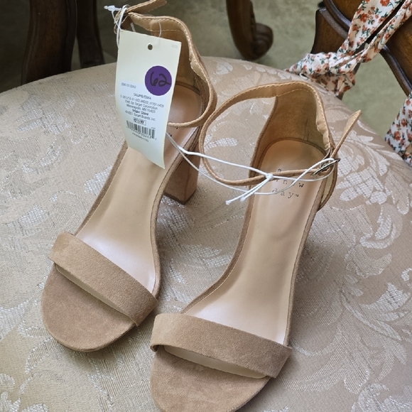 NWT! A New Day Taupe/tan Sandals Heels - Picture 2 of 7